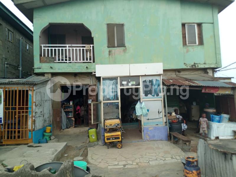 2 bedroom House for sale Sawmil Adeite Ifako-gbagada Gbagada Lagos