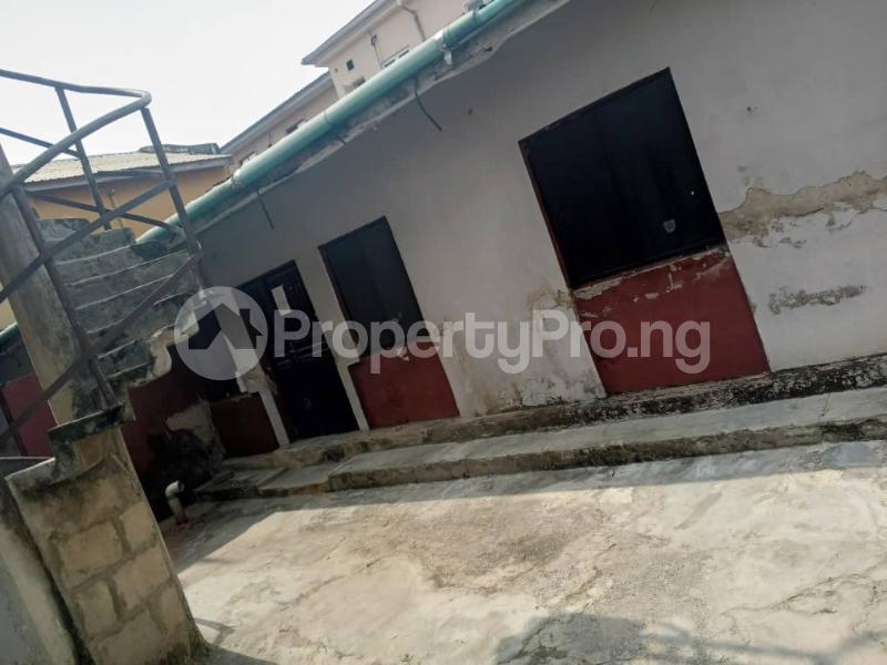 10 bedroom House for sale Common Wealth Estate Ado Ajah Lagos