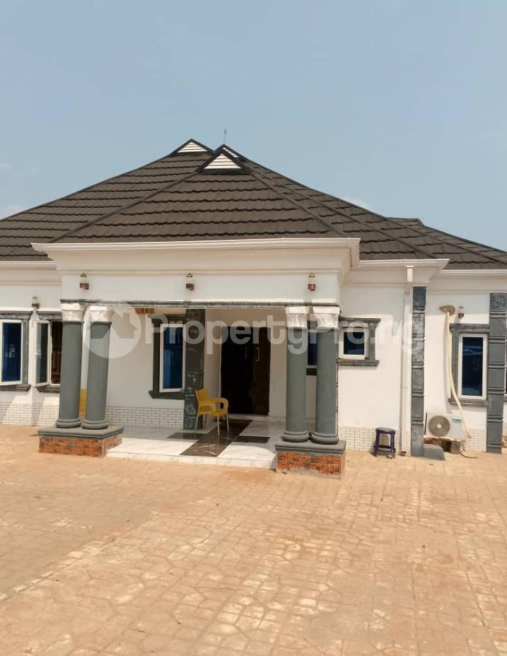 3 bedroom House for sale Peace Estate, Ologuneru Eleyele Ibadan Oyo