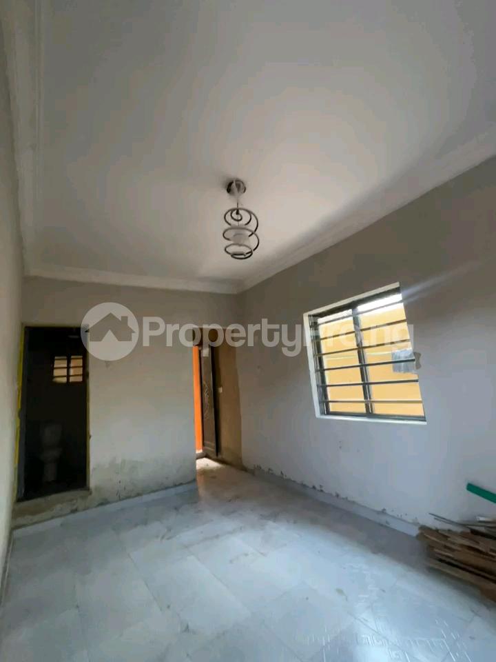 Flat / Apartment for rent Off Morocco Road Shomolu Lagos