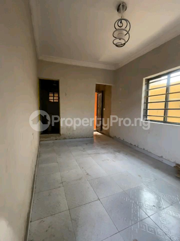 Flat / Apartment for rent Off Morocco Road Shomolu Lagos