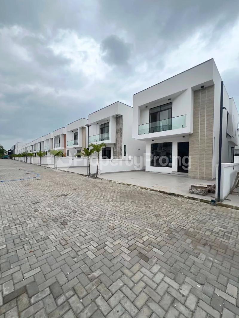 4 bedroom House for sale Chevron Lekki Lagos