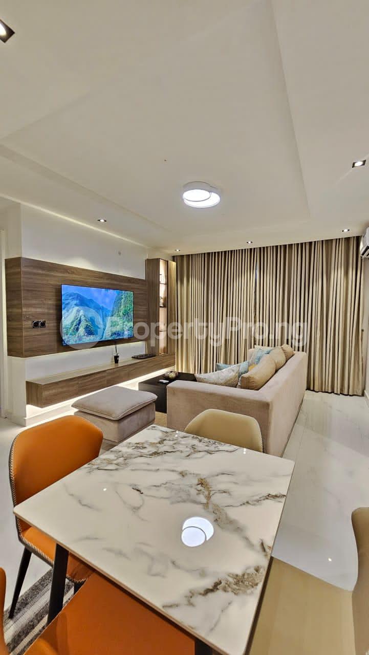 2 bedroom Flat / Apartment for rent Off Admiralty Way Lekki Phase 1 Lekki Lagos - 0