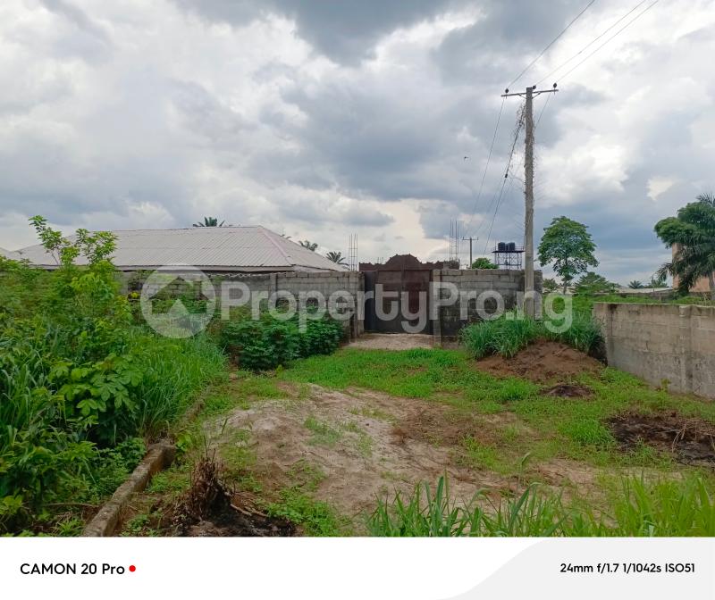 Land for sale Avu Major Road By Avu Market Square Avu Owerri Imo