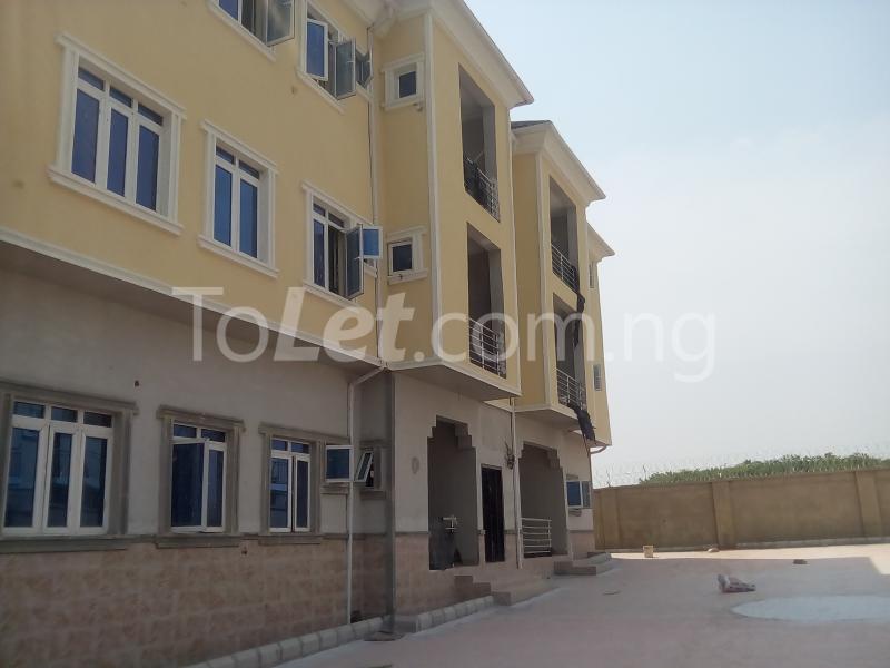 3 bedroom Flat / Apartment for rent Jahi By Gilmore Construction Company Jahi Abuja