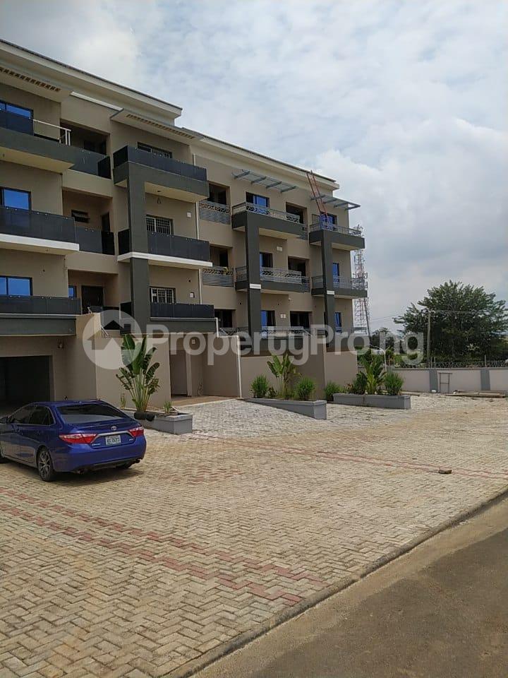 6 bedroom House for rent Life Camp Abuja