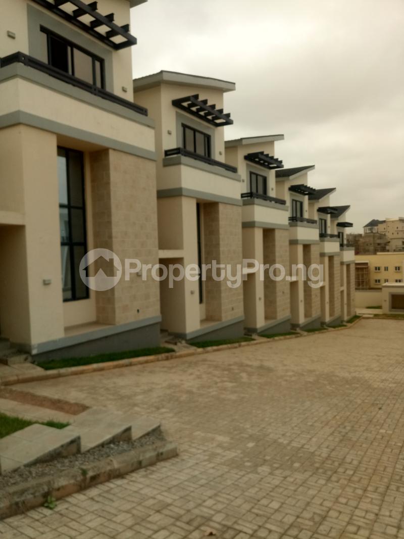 4 bedroom House for rent Guzape District After Coza Church Guzape Abuja