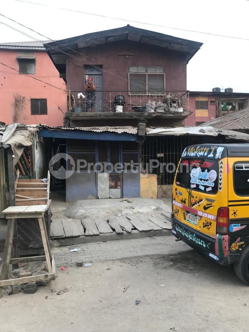 10 bedroom House for sale Surulere Street, Bariga Lagos