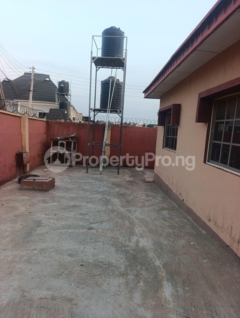 3 bedroom House for sale Commodore Elebu Off Akala Express Akala Express Ibadan Oyo