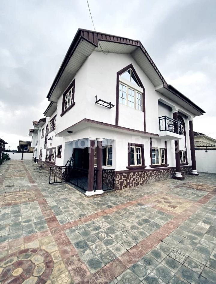 5 bedroom House for sale Aare Avenue, Oluyole Estate Ibadan Oyo