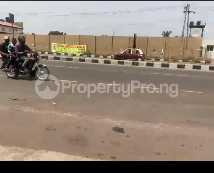 Land for sale On Akala Express Ibadan Akala Express Ibadan Oyo - 0
