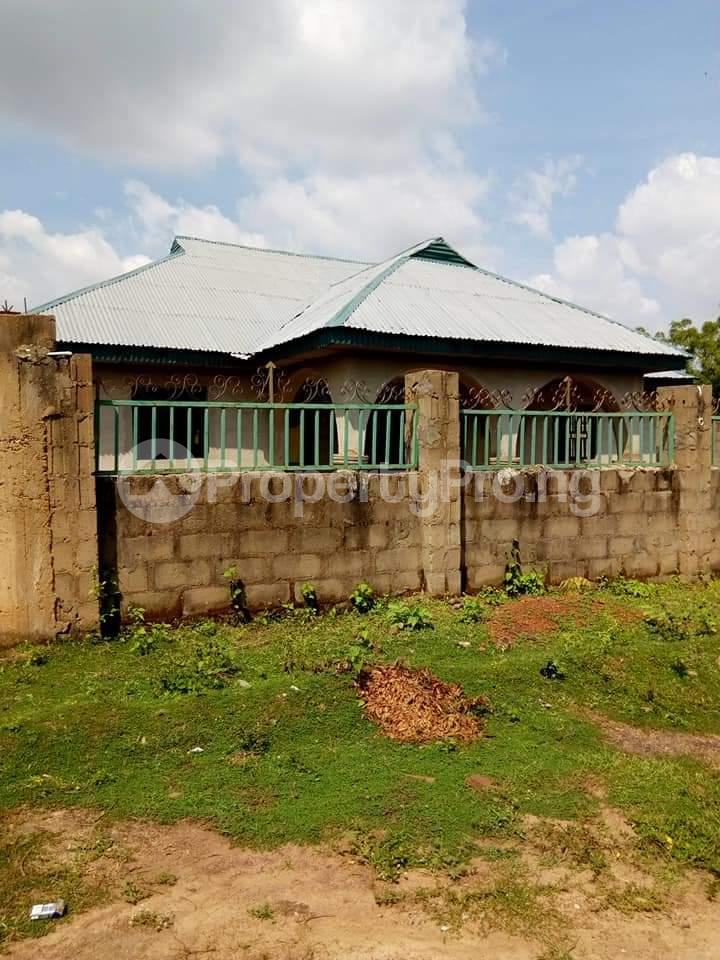 4 bedroom Detached Bungalow House for sale off Asa dam Ajegunle ilorin