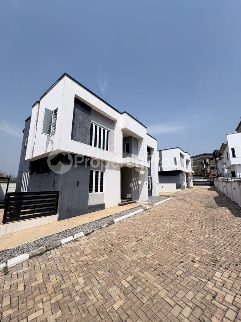 4 bedroom House for sale Carlton Gate Estate Akobo Ibadan Oyo