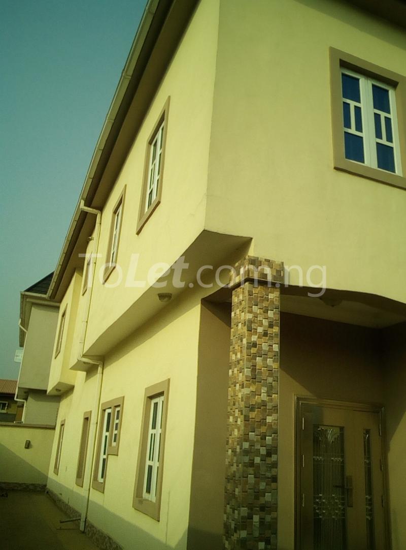 5 bedroom House for sale Opp Plot 628 Ifeayin Ubah Crescent Off Sowande Street Omole phase 2 Ojodu Lagos