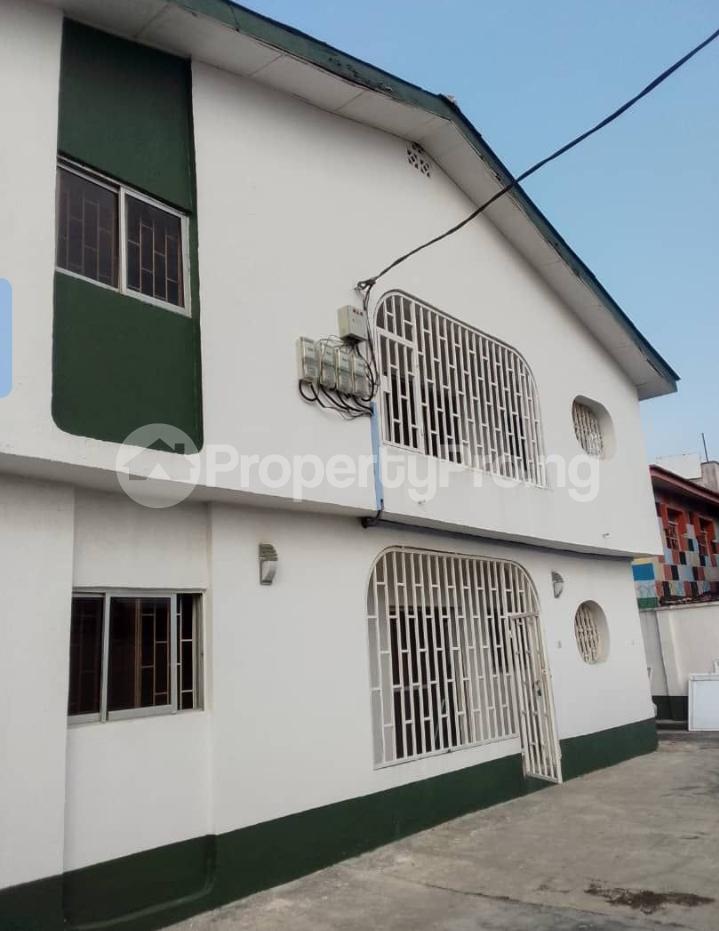 3 bedroom House for sale Oluwo Egbeda, Ejigbo Lagos