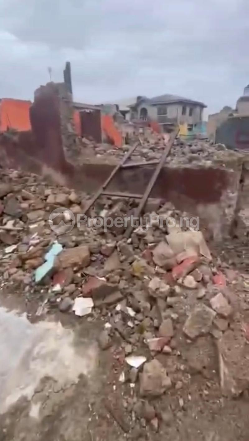 Land for sale Ijesha Surulere Lagos - 0