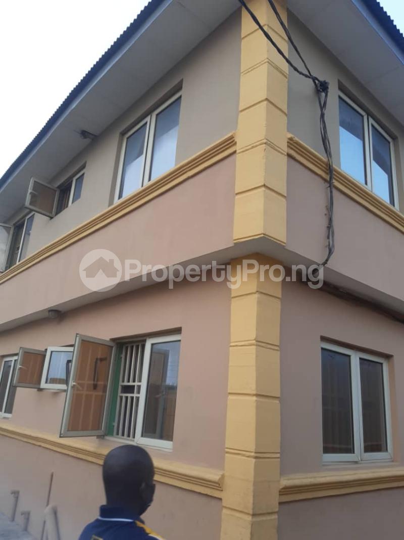 3 bedroom Flat / Apartment for rent Off Pedro Road Palmgroove Shomolu Lagos