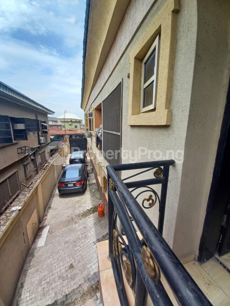 3 bedroom Flat / Apartment for rent Off Pedro Road Palmgroove Shomolu Lagos