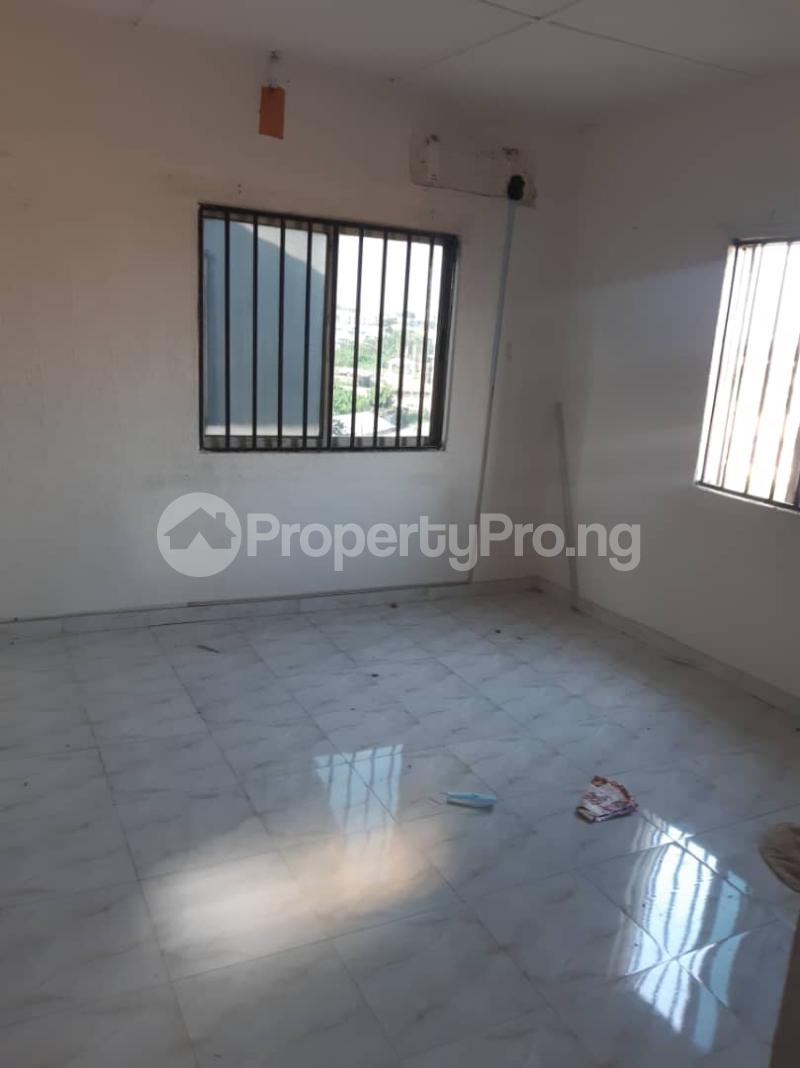 1 bedroom Flat / Apartment for rent Close To Gra Ogudu Ogudu Lagos
