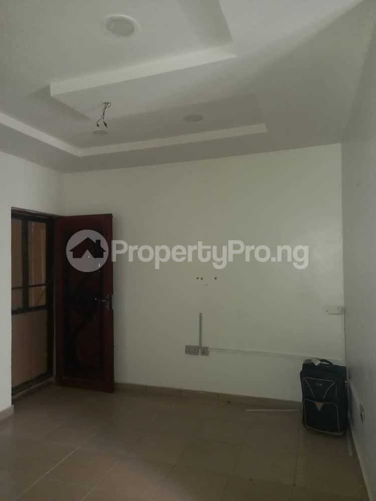 1 bedroom Flat / Apartment for rent Off Morocco Rd Shomolu Shomolu Lagos