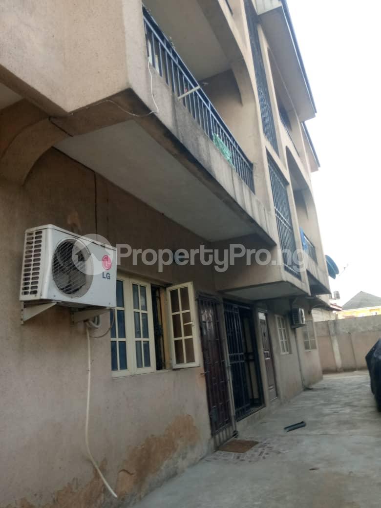 2 bedroom Flat / Apartment for rent Off Lawanson Road Lawanson Surulere Lagos