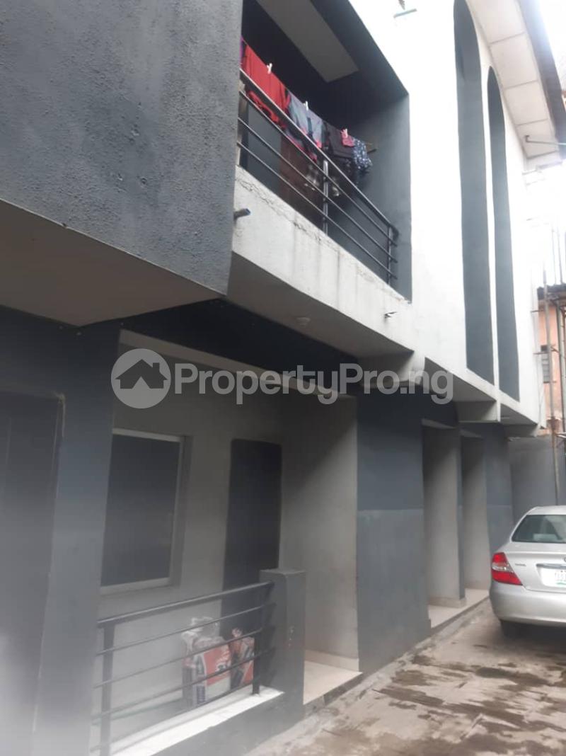 3 bedroom Flat / Apartment for rent Close To Ikorodu Road Onipanu Shomolu Lagos