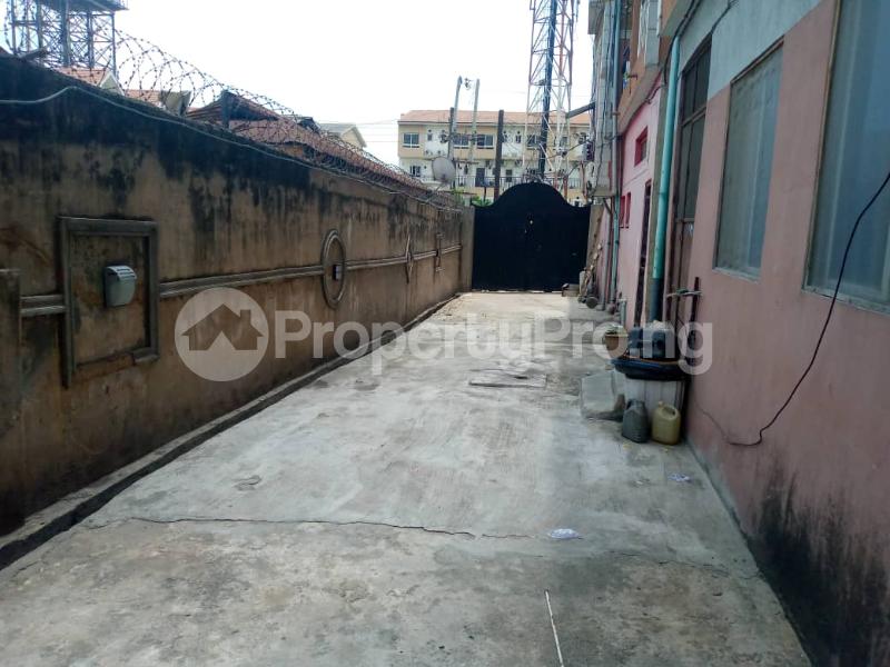 2 bedroom Flat / Apartment for rent Off Herbert Macaulay Way Alagomeji Yaba Lagos