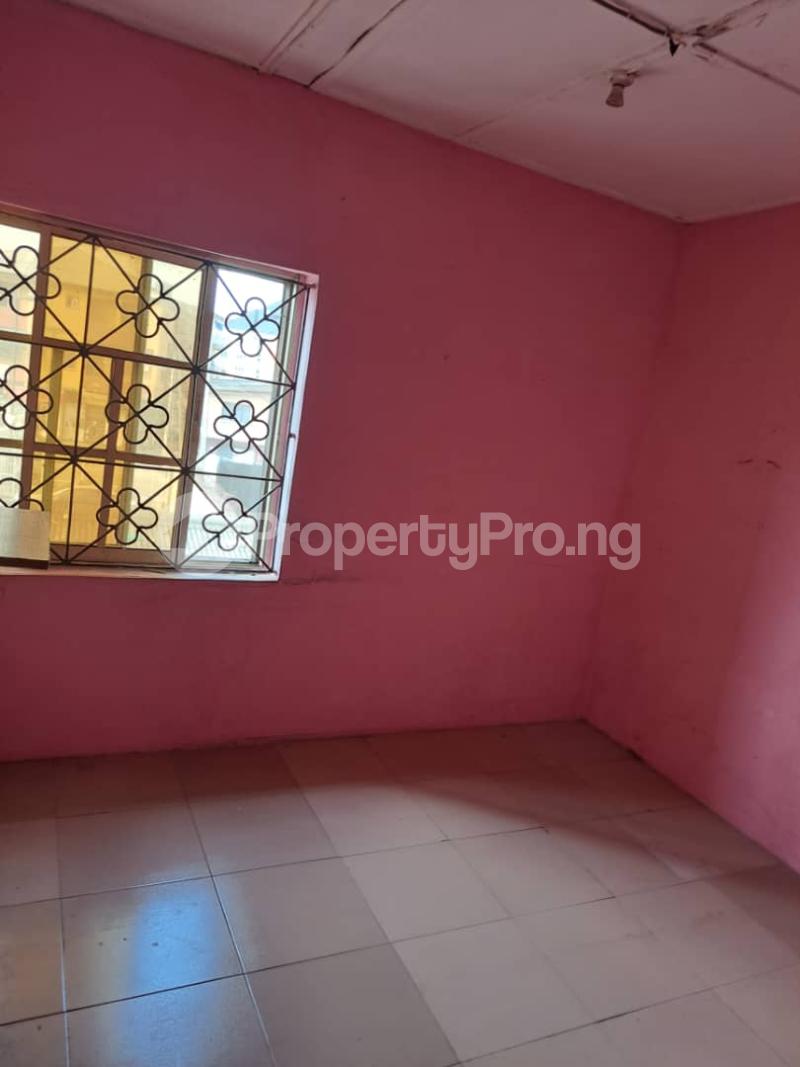 1 bedroom Flat / Apartment for rent Off Pedro Road Shomolu Lagos