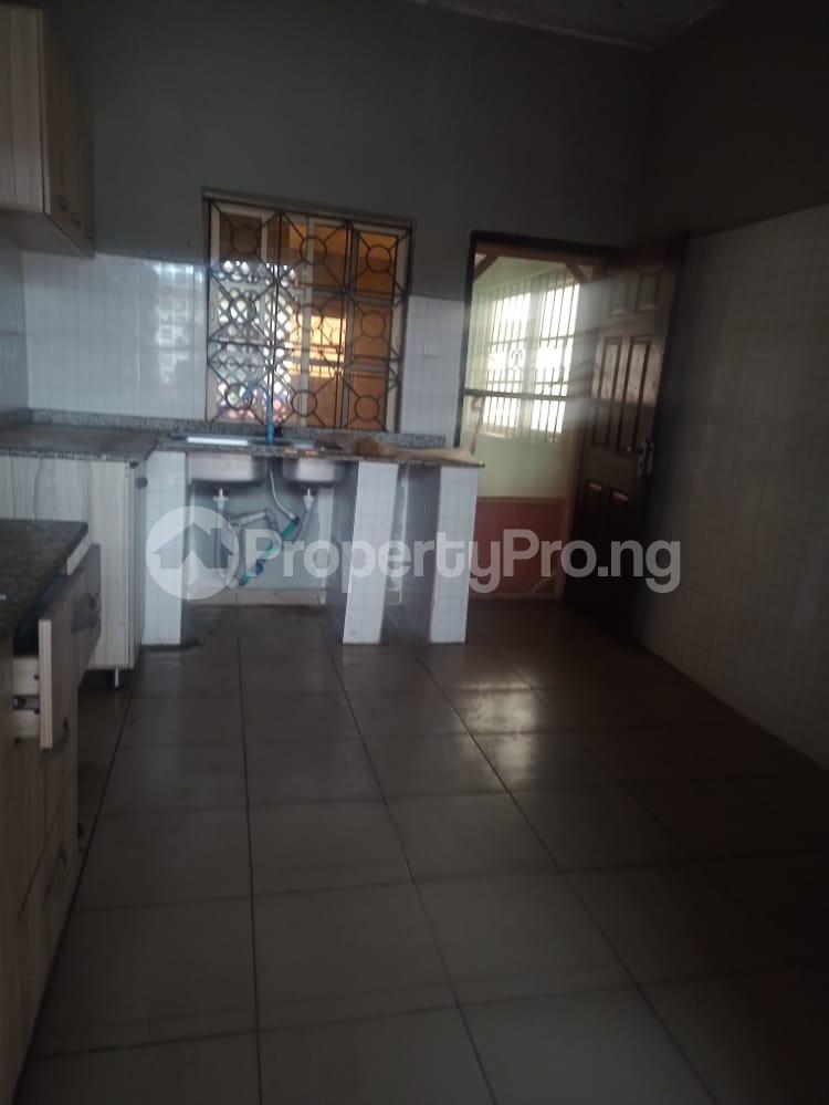 3 bedroom Flat / Apartment for rent Abule-Ijesha Yaba Lagos