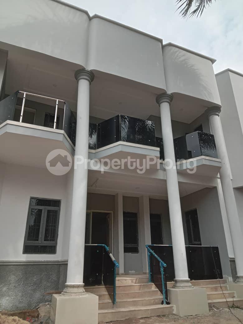 7 bedroom House for rent District Asokoro Abuja