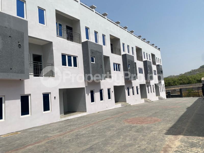 4 bedroom House for rent Life Camp Abuja