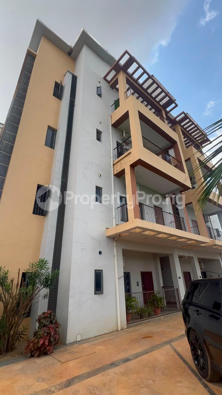 3 bedroom Flat / Apartment for rent Off Next Cash & Carry Road. Jahi Abuja