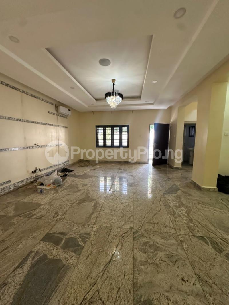 3 bedroom Flat / Apartment for rent Off Ademola Adetokunbo Crescent, Wuse 2 Abuja