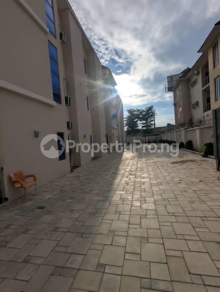 2 bedroom Flat / Apartment for rent Jahi District Abuja. ( The Road Is Tarred) Jahi Abuja