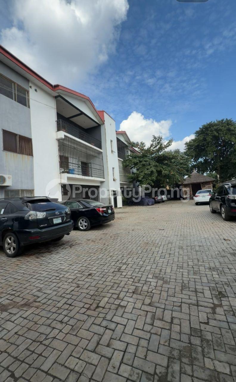 3 bedroom Flat / Apartment for rent Gwarinpa District Abuja. Gwarinpa Abuja