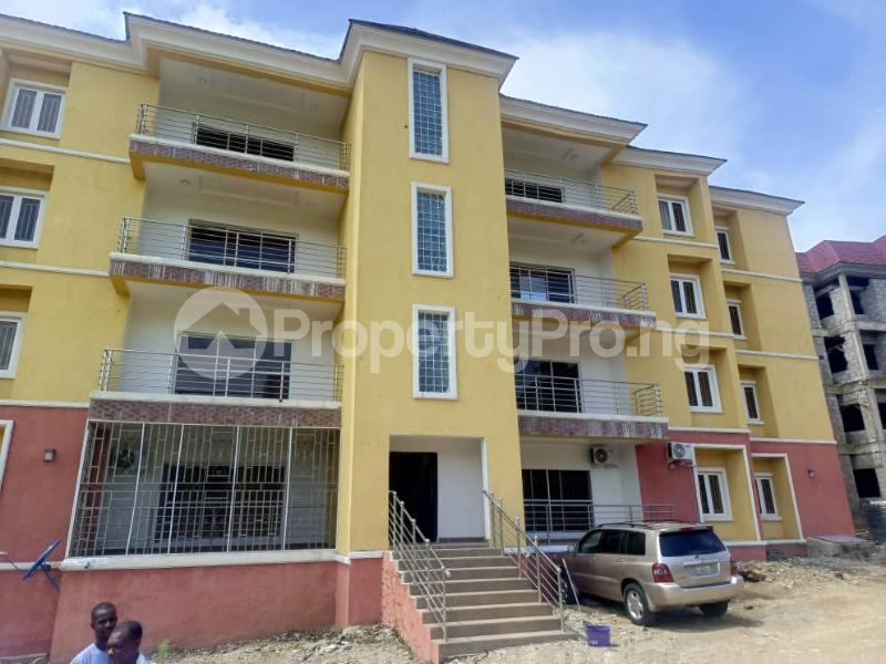 3 bedroom Flat / Apartment for rent After Coza Church ( Video Of The House Is Attached) Guzape Abuja - 0