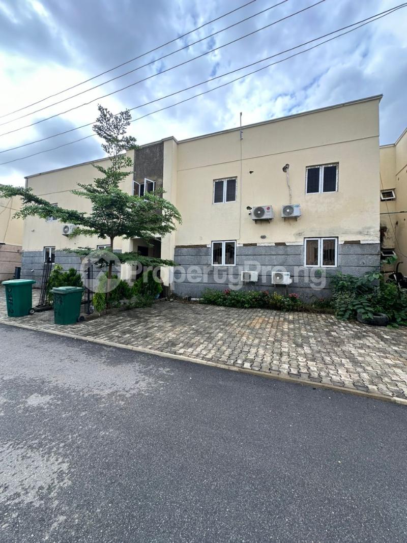 3 bedroom Flat / Apartment for sale Life Camp Abuja