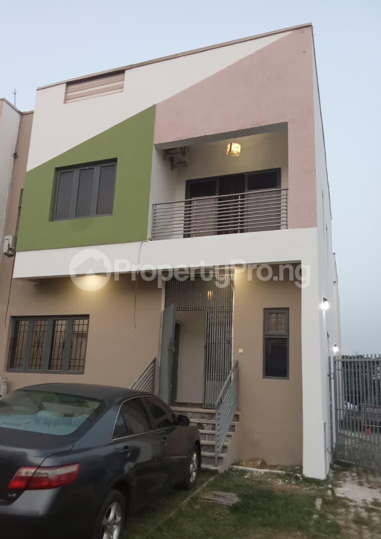 3 bedroom House for rent Gwarinpa By Karsana District Abuja. Gwarinpa Abuja
