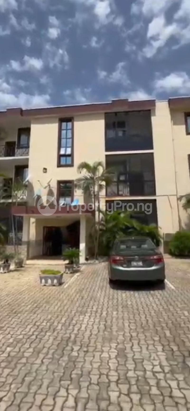 4 bedroom Flat / Apartment for rent Close To Lifebridge. ( Video Is Available) Area 3 Garki 1 Abuja