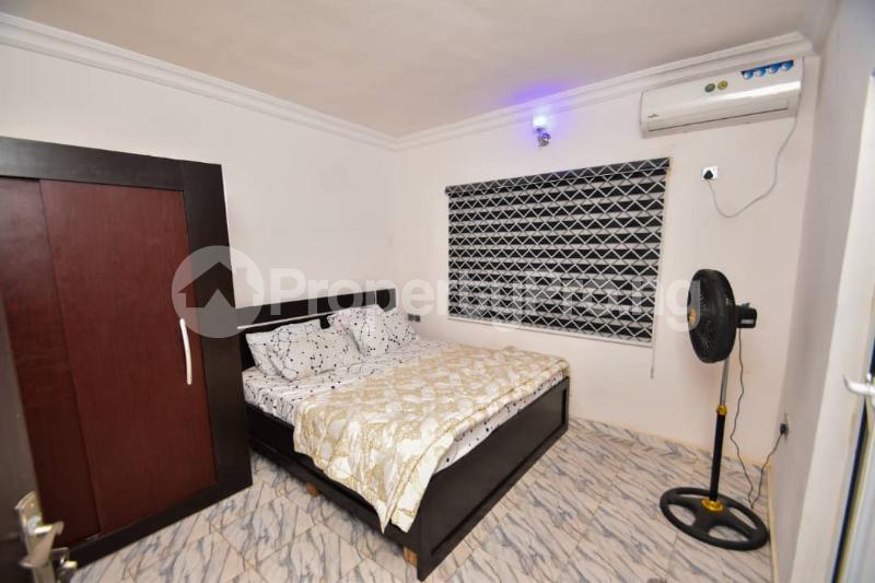 2 bedroom Commercial Property for rent Surulere Lagos