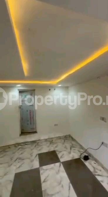 1 bedroom Flat / Apartment for rent Adekunle Yaba Lagos