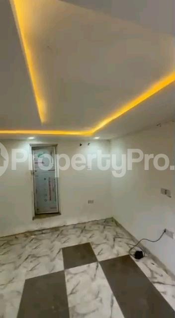 1 bedroom Flat / Apartment for rent Adekunle Yaba Lagos