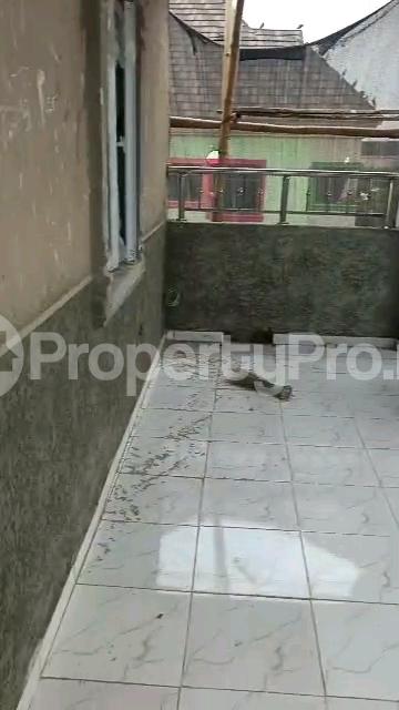 1 bedroom Flat / Apartment for rent Adekunle Yaba Lagos