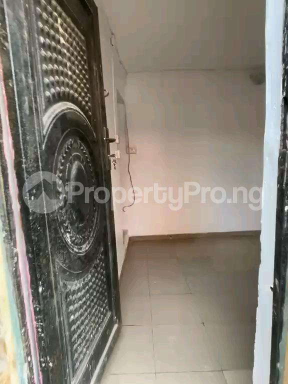 1 bedroom Flat / Apartment for rent Fadipe Road Shomolu Lagos