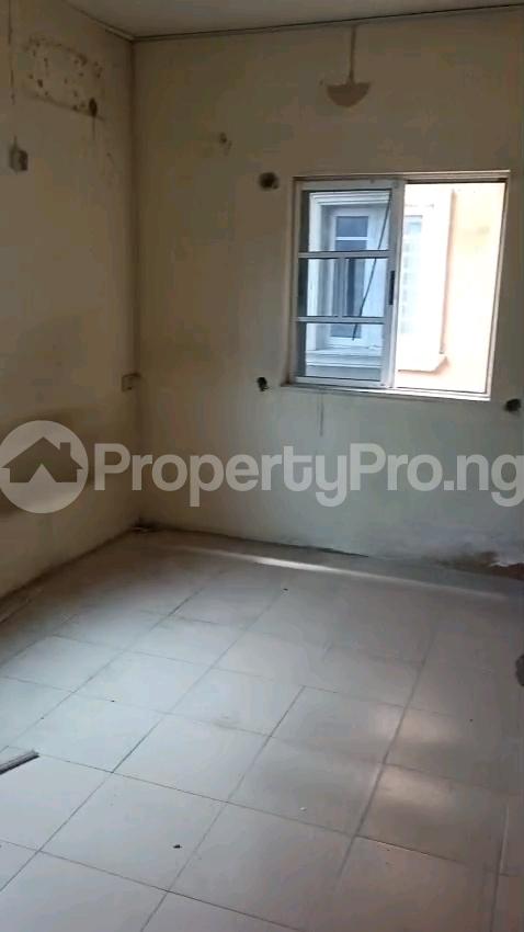 1 bedroom Flat / Apartment for rent Adekunle Adekunle Yaba Lagos