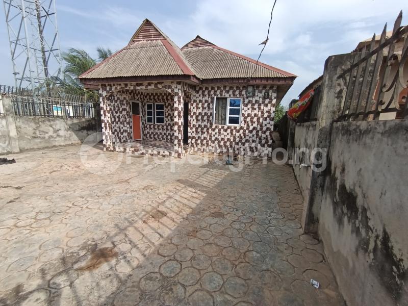 4 bedroom House for sale Lafenwa, Close To Ayobo Obasanjo Farm Ado Odo/Ota Ogun
