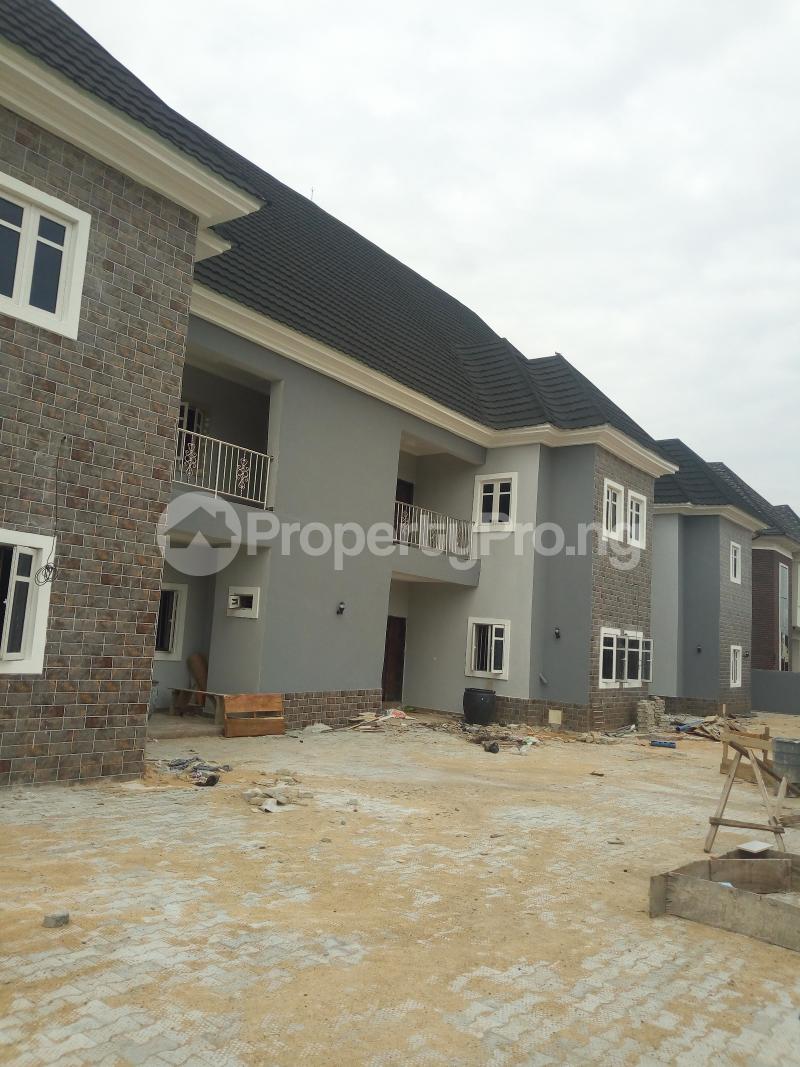 4 bedroom Flat / Apartment for rent Okpanam Road Asaba Delta - 0