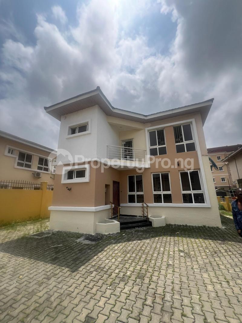 4 bedroom House for rent Cardogan Estate, Osapa london Lekki Lagos