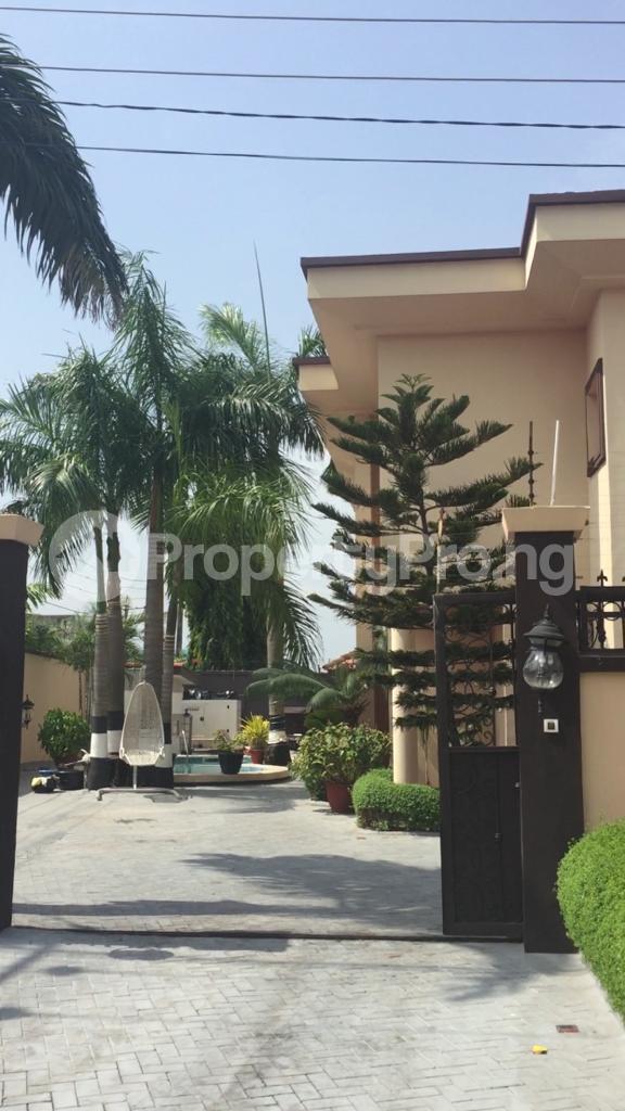 4 bedroom House for sale Ladipo Latinwo Street Off Fatai Arobieke Lekki Phase 1 Lekki Lagos