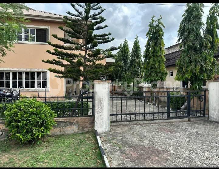 6 bedroom House for sale Cooperative Villas, Badore Ajah Lagos - 0